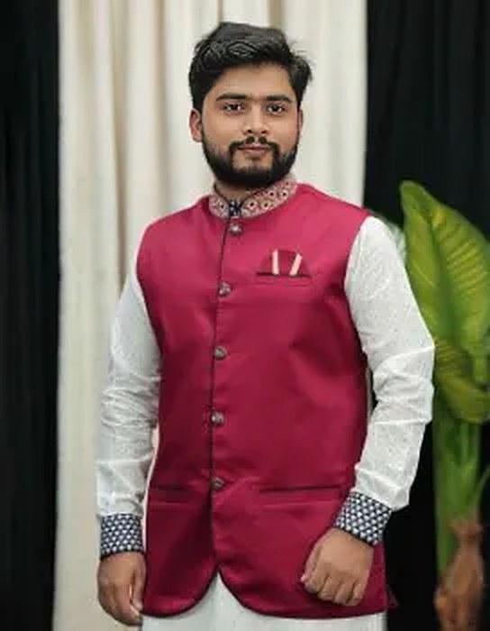 অ্যাশ গ্রে কোটি
